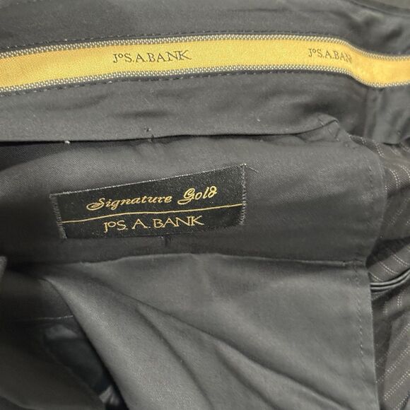 Men's Jos. A. Bank Signature Gold Jacket 43R Pants 40R Pinstripe Suit Set - Picture 5 of 13